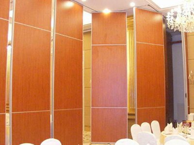 活動隔斷選型避坑8問：材質、隔音、承重怎么挑